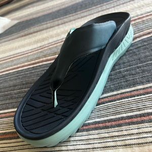 NIB Vionic Recovery Sandal 11 1/2